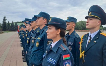 Присягу в Брестской крепости приняли 49 новобранцев МЧС: двое из них будут служить в Кобринском районе