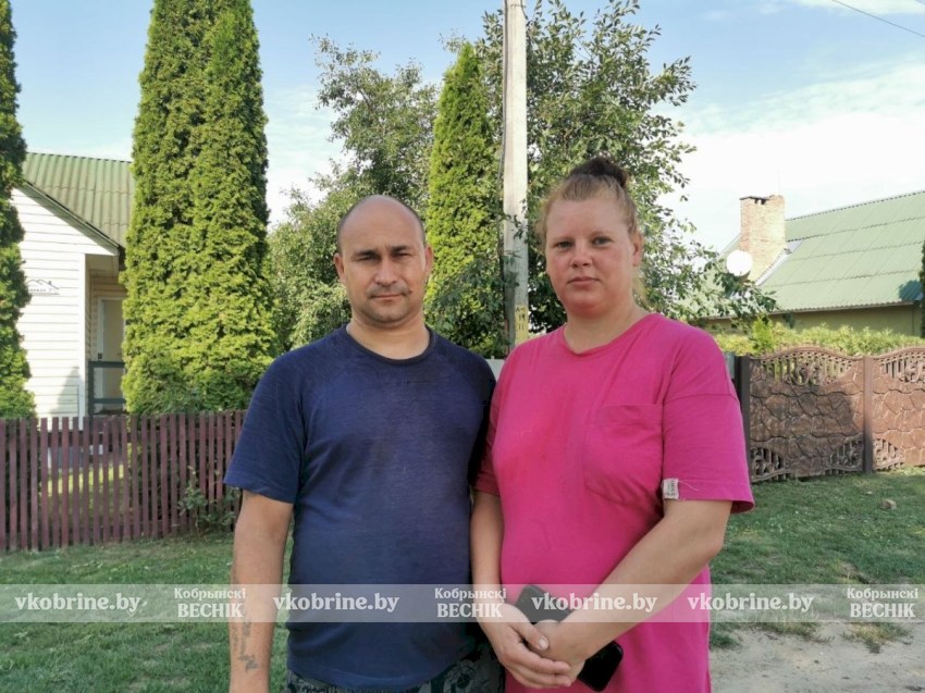 Подростки против чужого горя: юные волонтеры БРСМ вернули уют пострадавшей от пожара семье Гаврилюк-Лазаревых