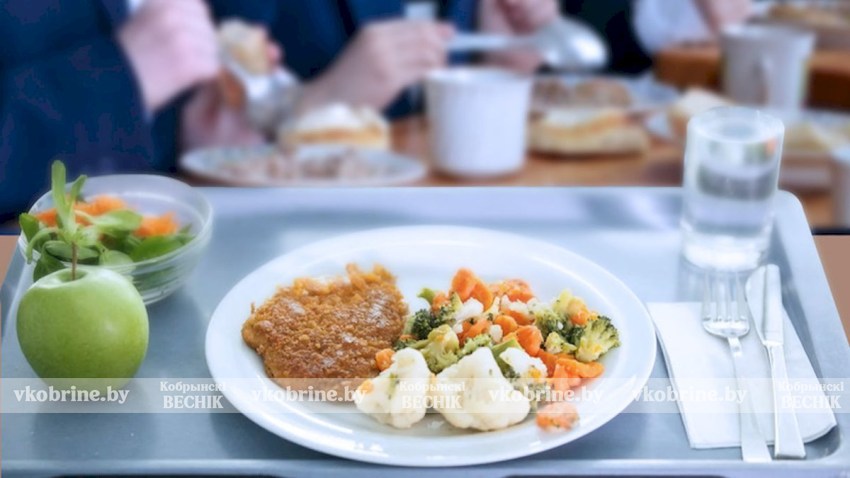 Вкусно, полезно, по-новому: масштабный апгрейд школьного питания с 1 сентября