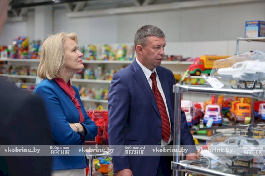 В фокусе - Кобринщина: замминистра экономики Алеся Абраменко проверила ход реализации ключевых инвестпроектов региона