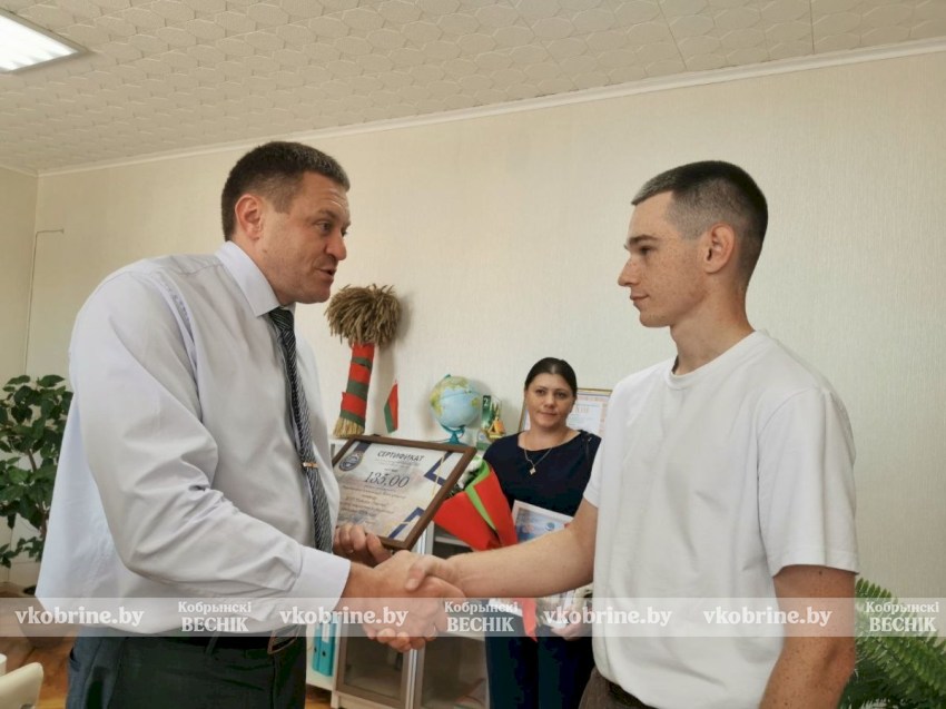 Земной поклон за каравай: передовики ДСУП «Сельхоз-Повитье» получили заслуженные награды