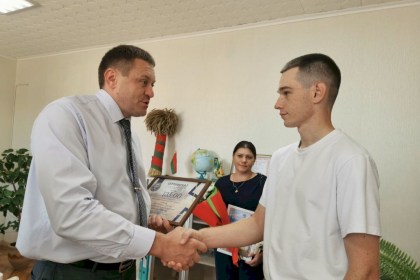 Земной поклон за каравай: передовики ДСУП «Сельхоз-Повитье» получили заслуженные награды
