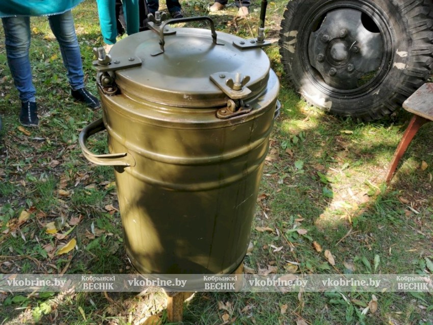 Солнце, музыка и капля грусти: как парк Суворова прощается с летом и празднует день рождения