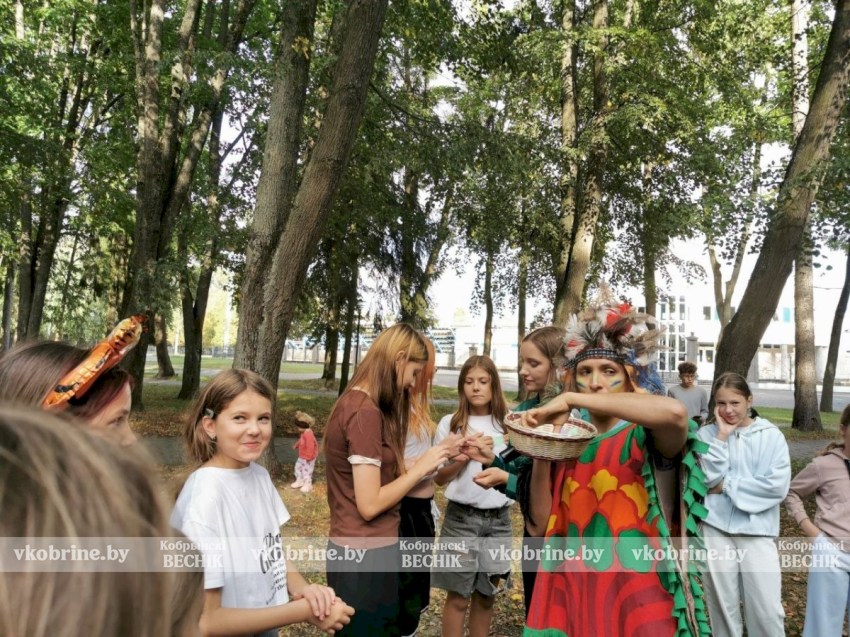 Кобринский парк превратился в ожившую сказку. ФОТОФАКТ