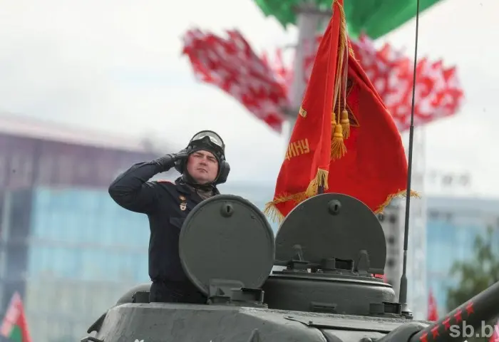 Броня крепка и дух несгибаем: Беларусь празднует День танкистов 13 сентября