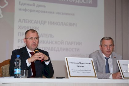 День народного единства и национальная гордость: открытый диалог в Кобринском политехническом колледже
