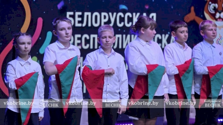 Новые галстуки - новые высоты: пионерская семья Кобринщины стала еще больше!