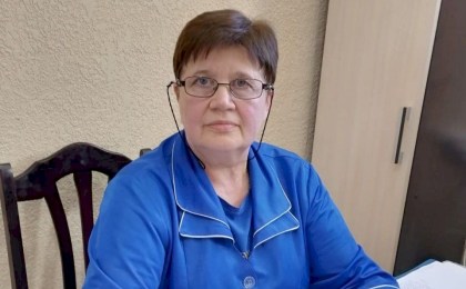 40 лет на одном месте: как Галина Землянушнова создает домашний уют в столовой агрогородка Хидры