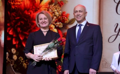 Главные слова для главных людей: в Кобринском Дворце культуры прозвучало «спасибо» любимым учителям