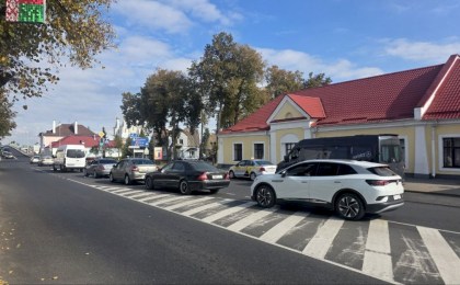 ВНИМАНИЕ, ВОДИТЕЛИ! На перекрестке Ленина — пл. Свободы настраивают светофор!