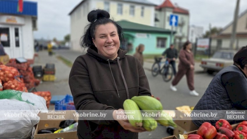 Витамины к столу, саженцы для сада: чем удивляет осенний кирмаш в Кобрине