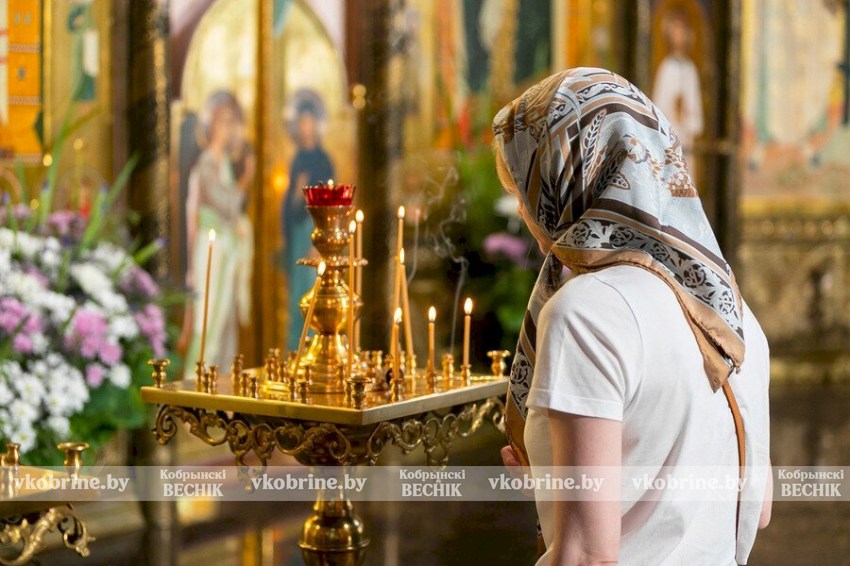 Два праздника - один смысл. 14 октября в Беларуси отмечают Покров Пресвятой Богородицы и День матери