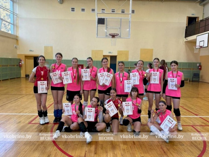 Золото области - наше! Кобринские волейболистки покорили Пинск