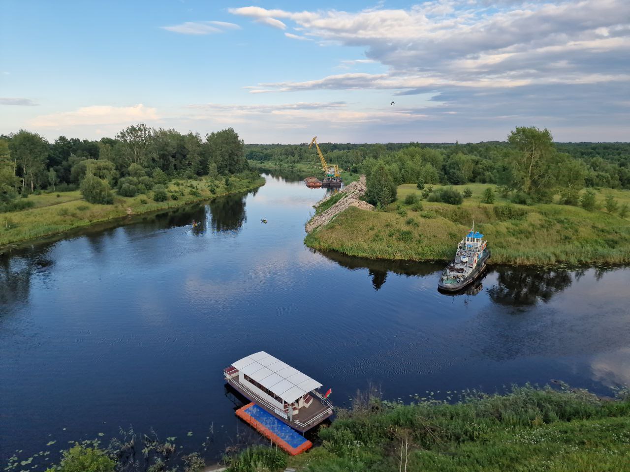 Водораздел Днепра и Вислы на Днепробуге