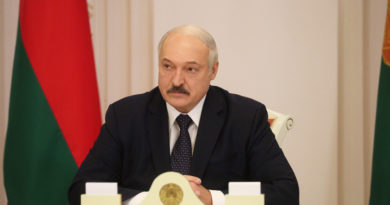 Александр Лукашенко провёл совещание по эпидемиологической ситуации в Беларуси Александр Лукашенко провёл совещание по эпидемиологической ситуации в Беларуси