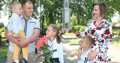 За свабоду і шчасце ўдзячныя За свабоду і шчасце ўдзячныя